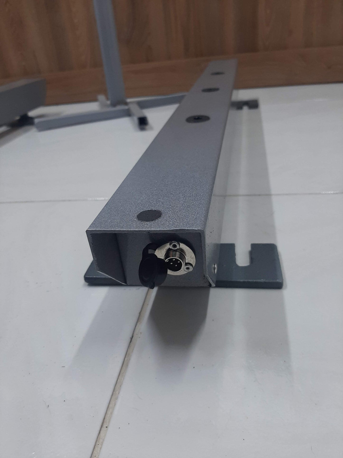 Barras Ganaderas Hierro Estructural con Indicador Acero LED L-38