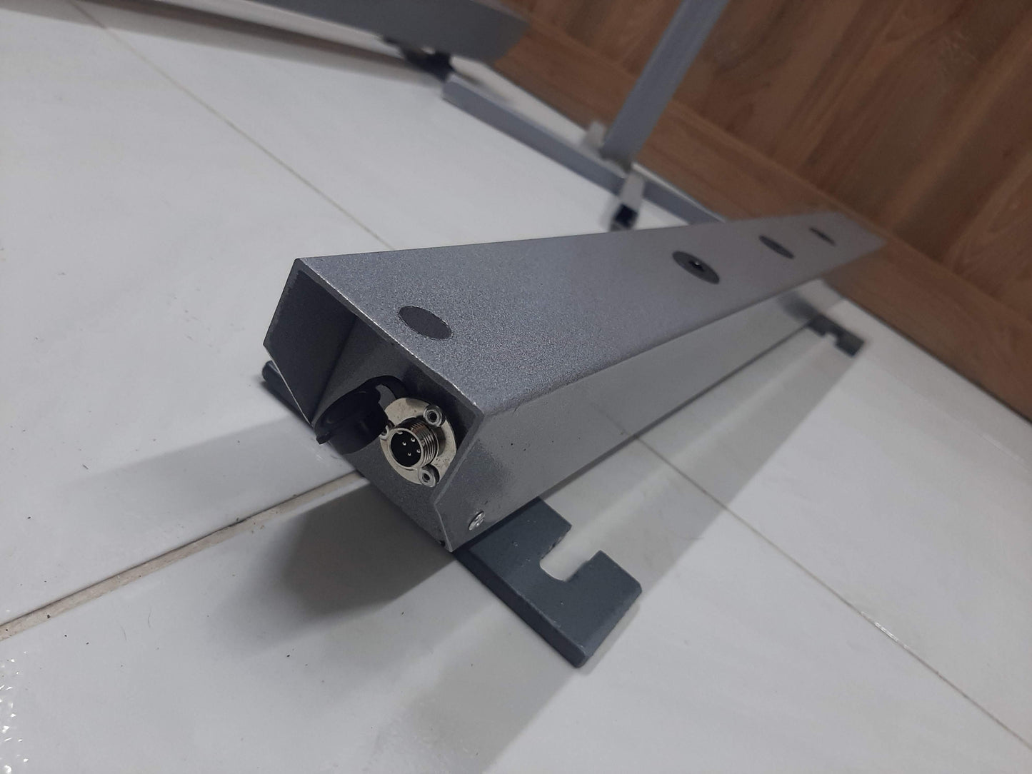 Barras Ganaderas Hierro Estructural con Indicador Acero LED L-38