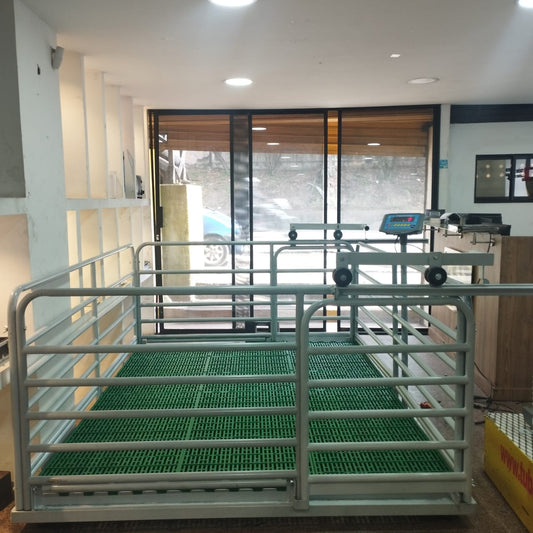 Corral Porcino puertas corredizas  (240X180CM)