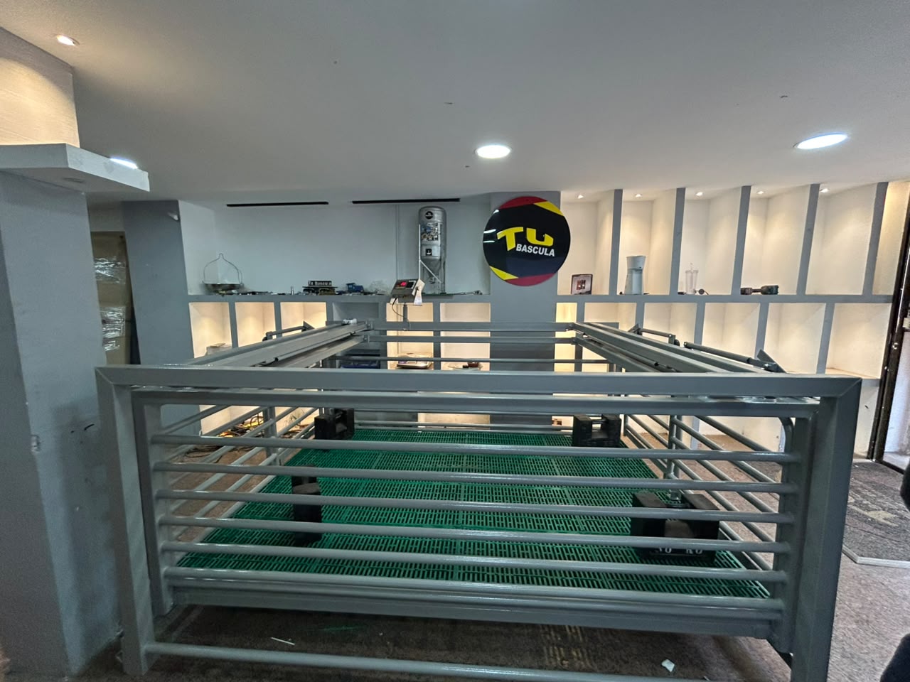 Corral Porcino Colgante puertas corredizas  (240X160CM)