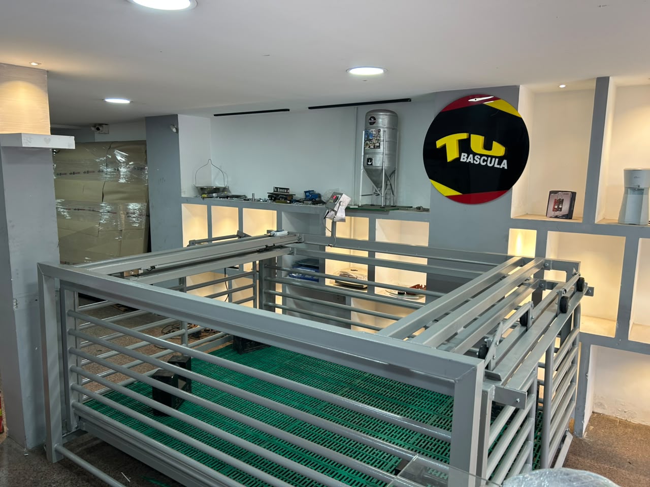 Corral Porcino Colgante puertas corredizas  (240X160CM)