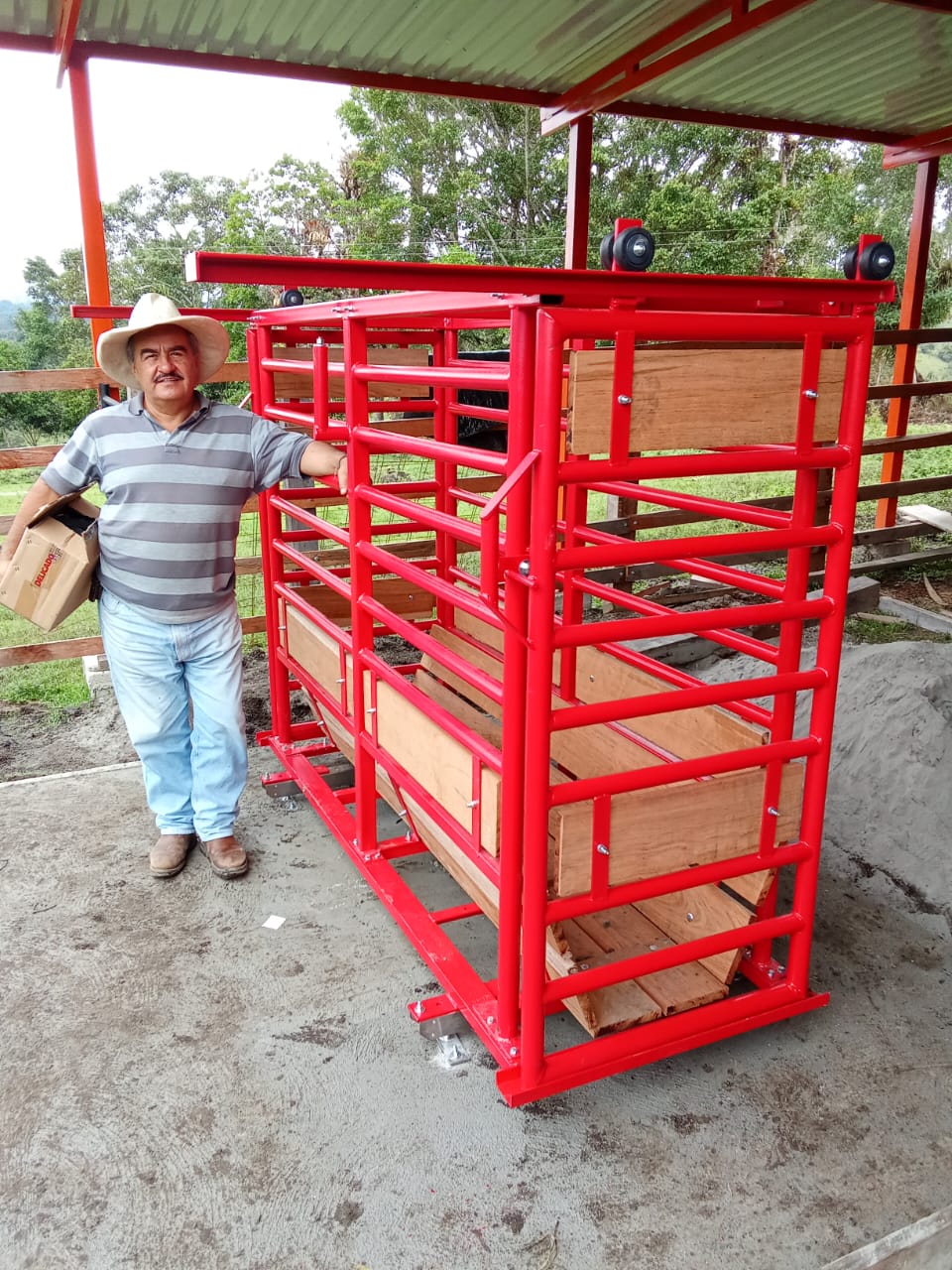 Corral Ganadero 200x75cm